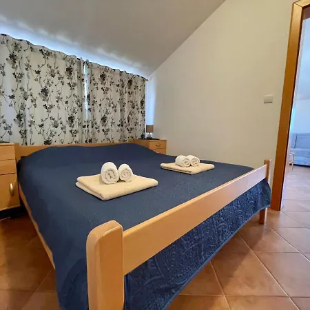 Ladonja Apartmán