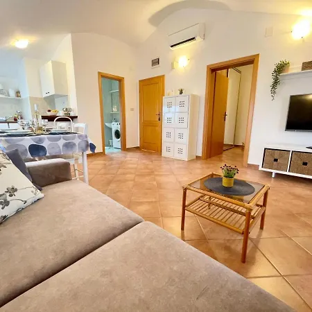 Apartman Ladonja